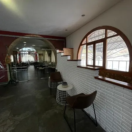 El Botero Guest house